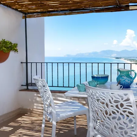 Casa Dafne Daire Sperlonga